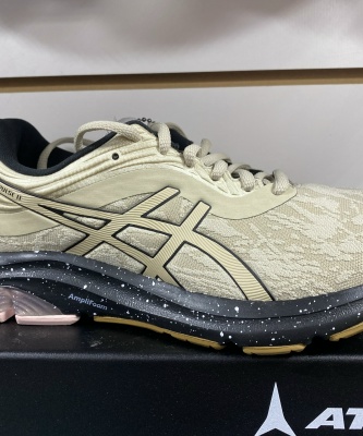 Кроссовки Asics Gel-Pulse 11 winter