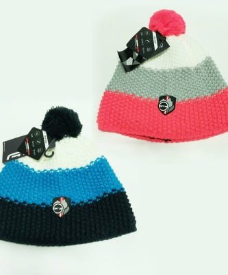 Шапка GTS CORN KNIT 3 полоски (35 Ярко- розовый и 41 Ярко-синий)