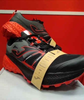 Кроссовки JOMA TK. Kudor 2201 Black/Red